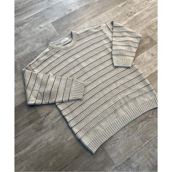 Vintage Mark and Spencer Knit Crewneck in great condition - Picture 2 of 4